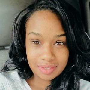 Meet your Posher, Shakeya